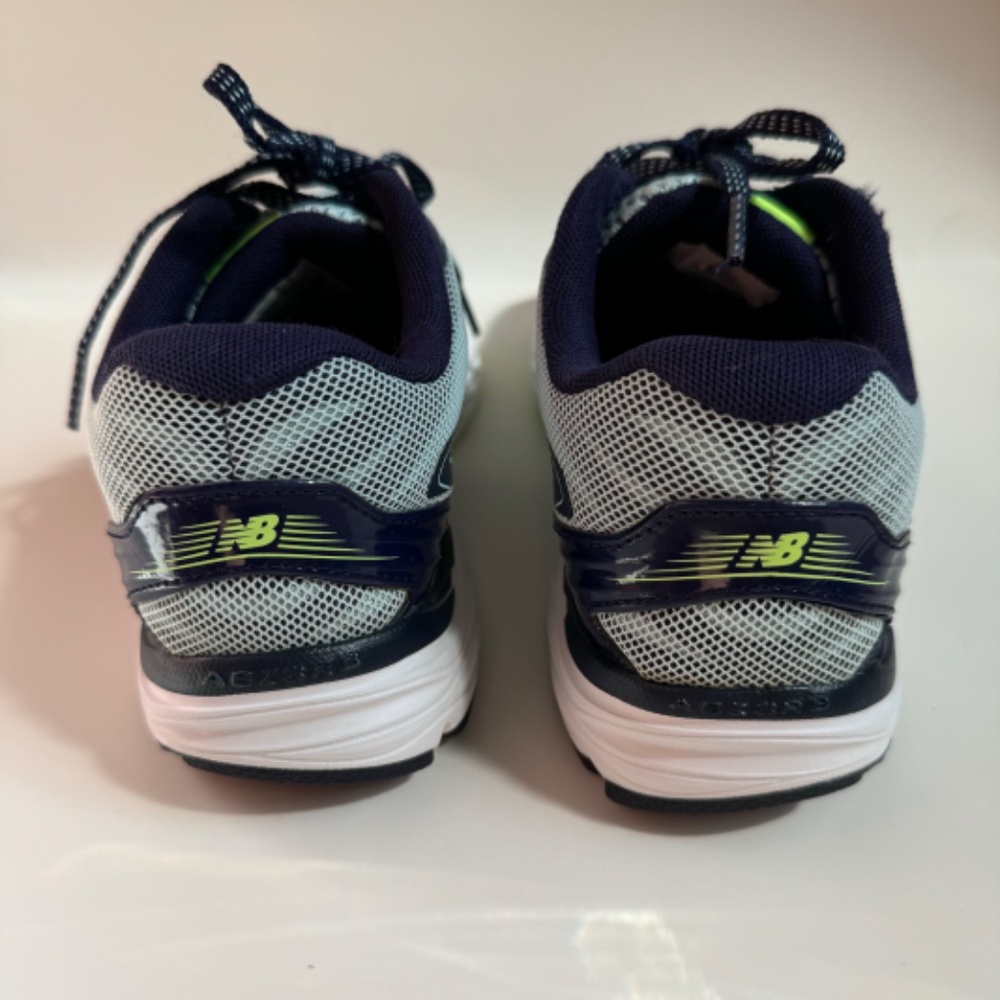 New Balance ABZORB Powder Blue Running Shoe - Picture 6 of 10